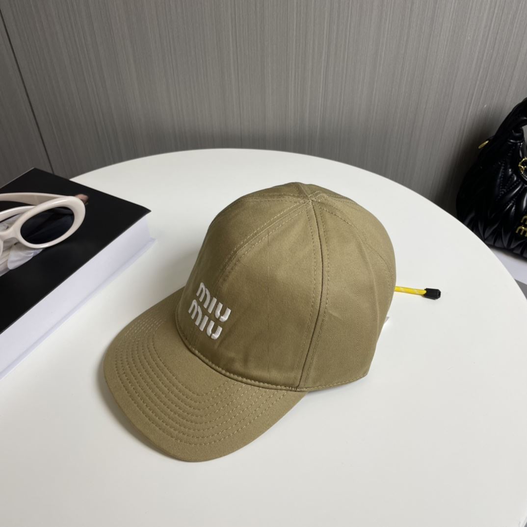 Miu Miu Caps